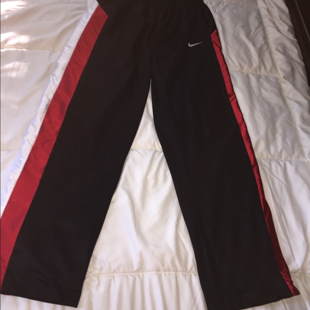 Nike hoops. Reversible boys xl